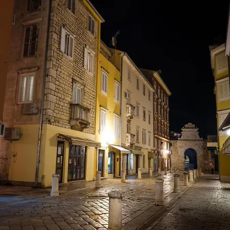 Апартаменты Luxury Volat Old Town