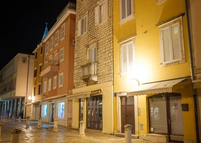 Luxury Volat Old Town Apartment