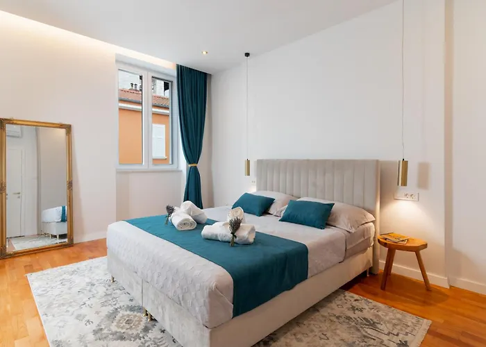 Luxury Volat Old Town Apartman *